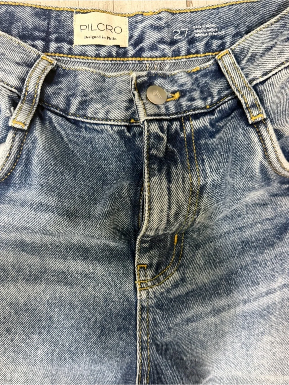 Pilcro Pleated Culotte Jeans Size 27 Wide Leg Denim Raw Hem Anthropologie EUC - Picture 6 of 8